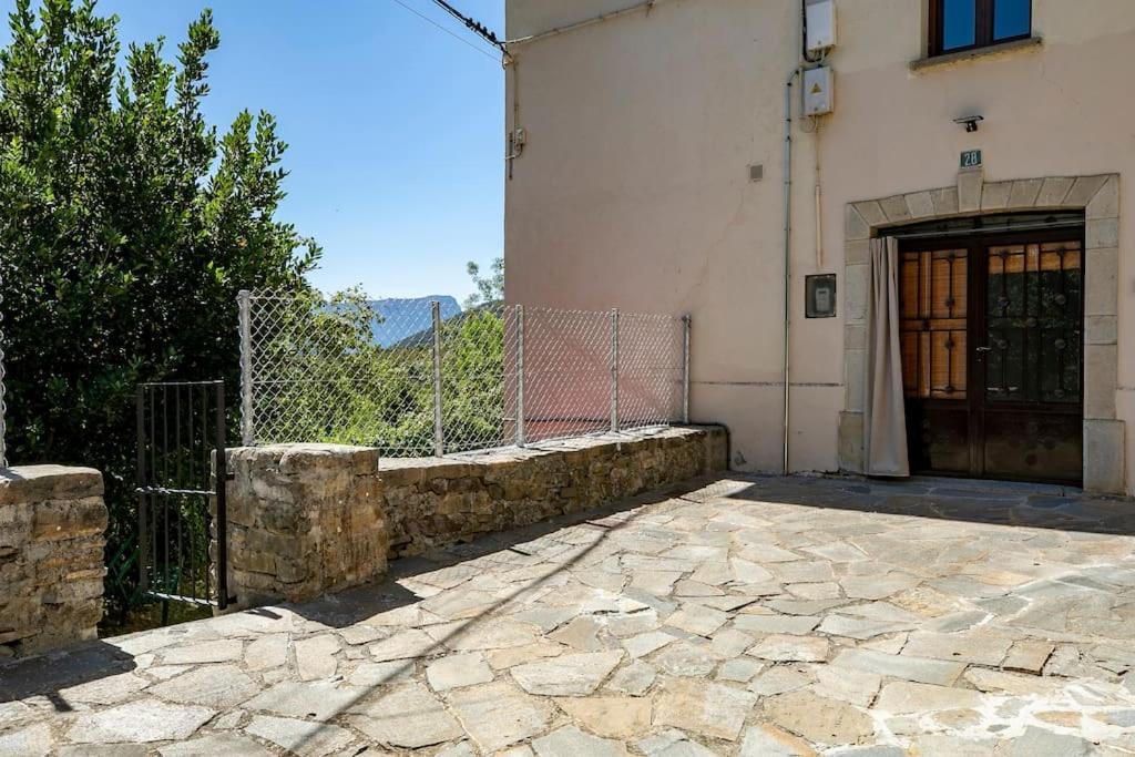 Casa Feli - Apartamento Con Jardin Privado En Los Pirineos Кастьельо-де-Хака Экстерьер фото